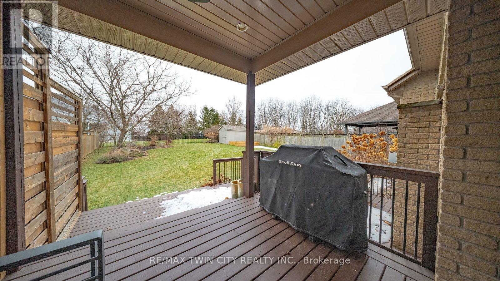 35 Long Lane, Brant, Ontario  N3L 4E9 - Photo 39 - X12694750