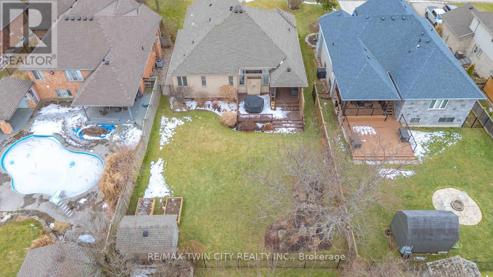 35 Long Lane, Brant, Ontario  N3L 4E9 - Photo 44 - X12694750