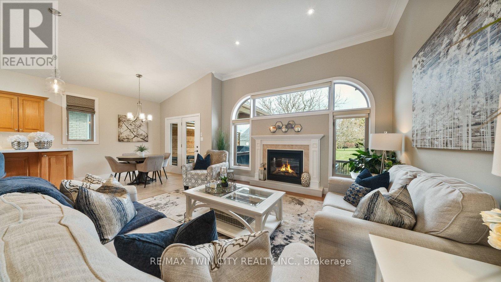 35 Long Lane, Brant, Ontario  N3L 4E9 - Photo 7 - X12694750