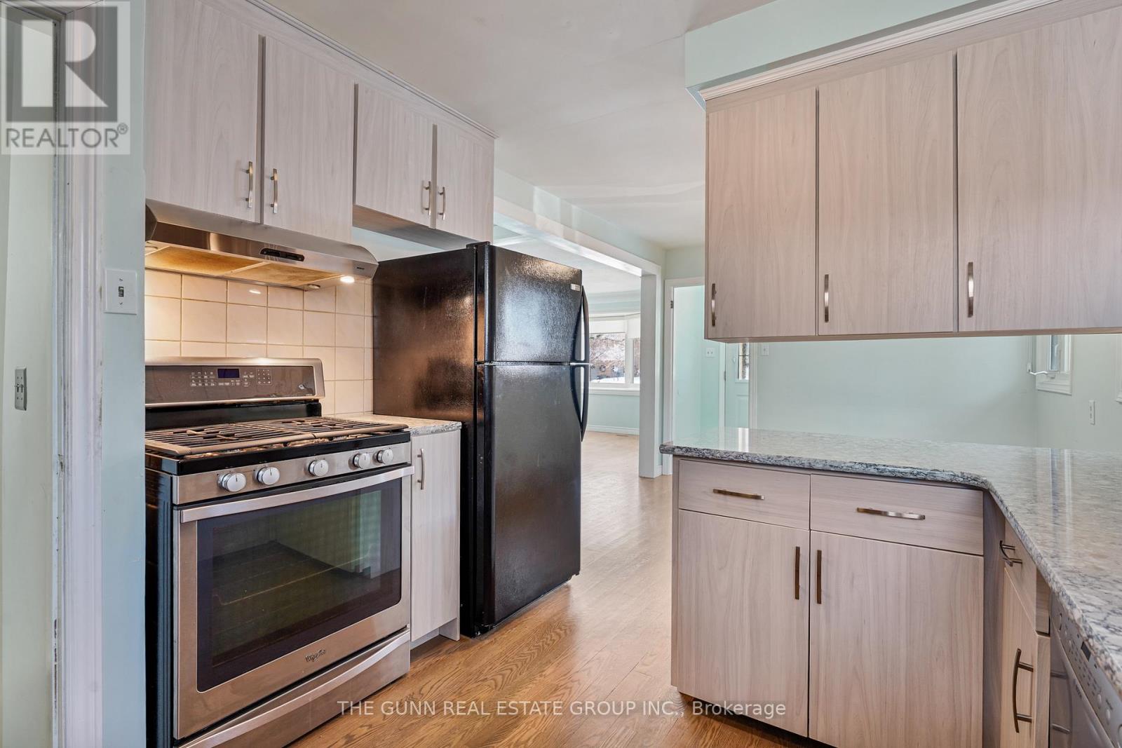 493 Cypress Avenue, London North, Ontario  N6H 3R4 - Photo 18 - X12694762