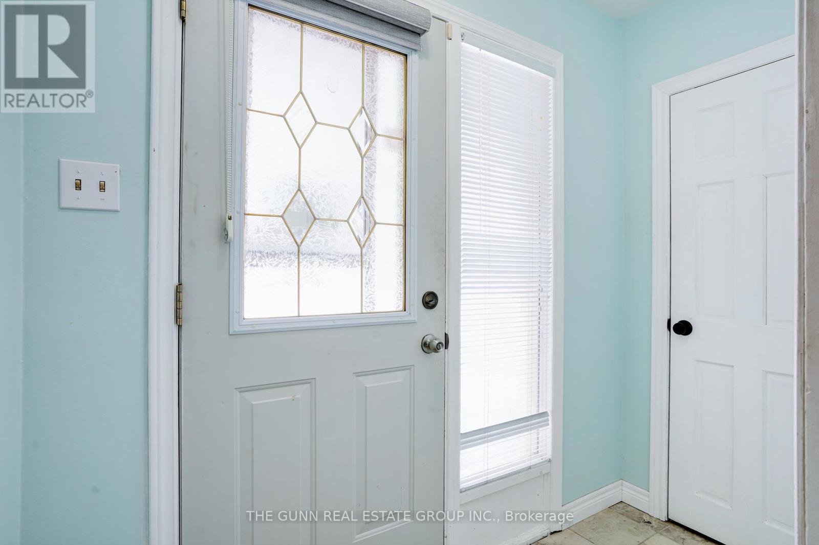 493 Cypress Avenue, London North, Ontario  N6H 3R4 - Photo 6 - X12694762