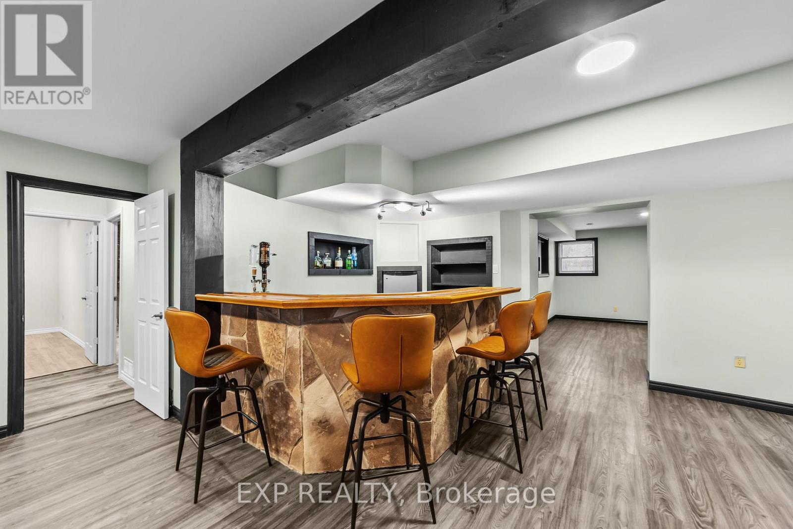 9122 Parkhouse Drive, Strathroy-Caradoc, Ontario  N0L 1W0 - Photo 25 - X12694886