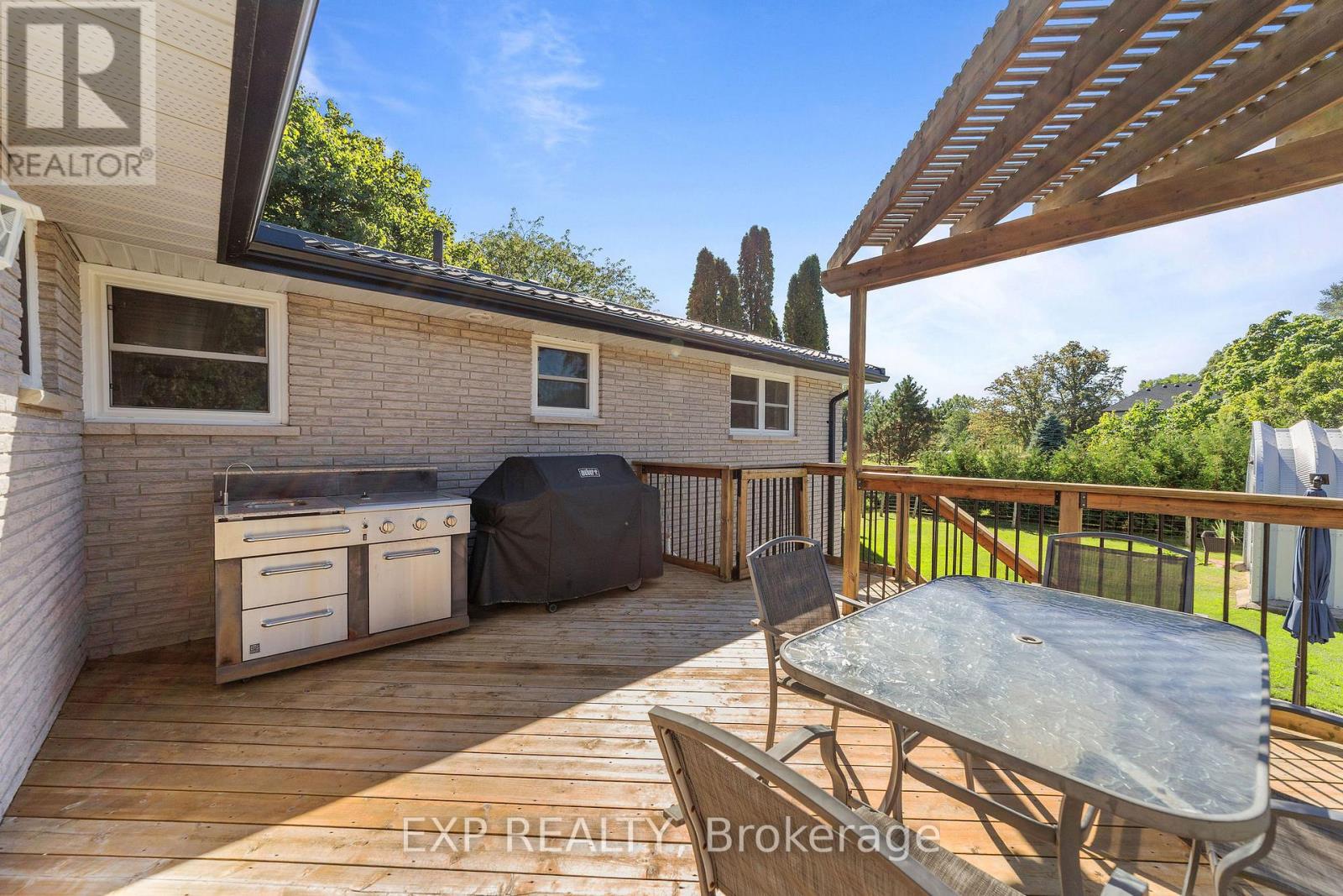 9122 Parkhouse Drive, Strathroy-Caradoc, Ontario  N0L 1W0 - Photo 37 - X12694886