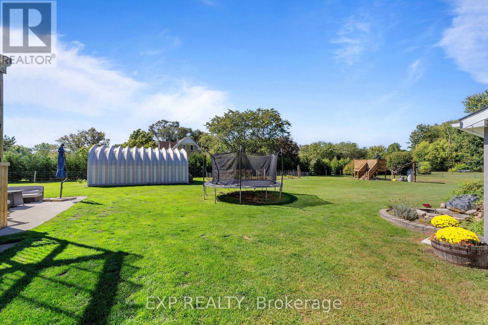 9122 Parkhouse Drive, Strathroy-Caradoc, Ontario  N0L 1W0 - Photo 40 - X12694886