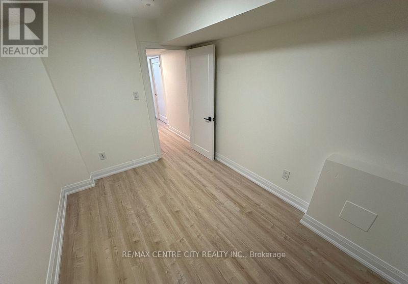 Lower - 2966 Turner Crescent, London South, Ontario  N6M 0J3 - Photo 13 - X12694928