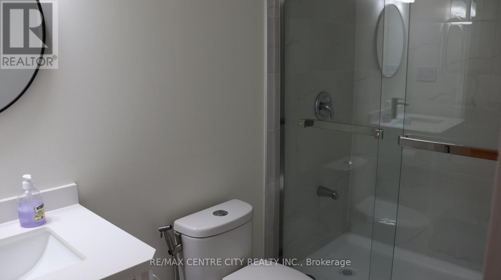 Lower - 2966 Turner Crescent, London South, Ontario  N6M 0J3 - Photo 8 - X12694928