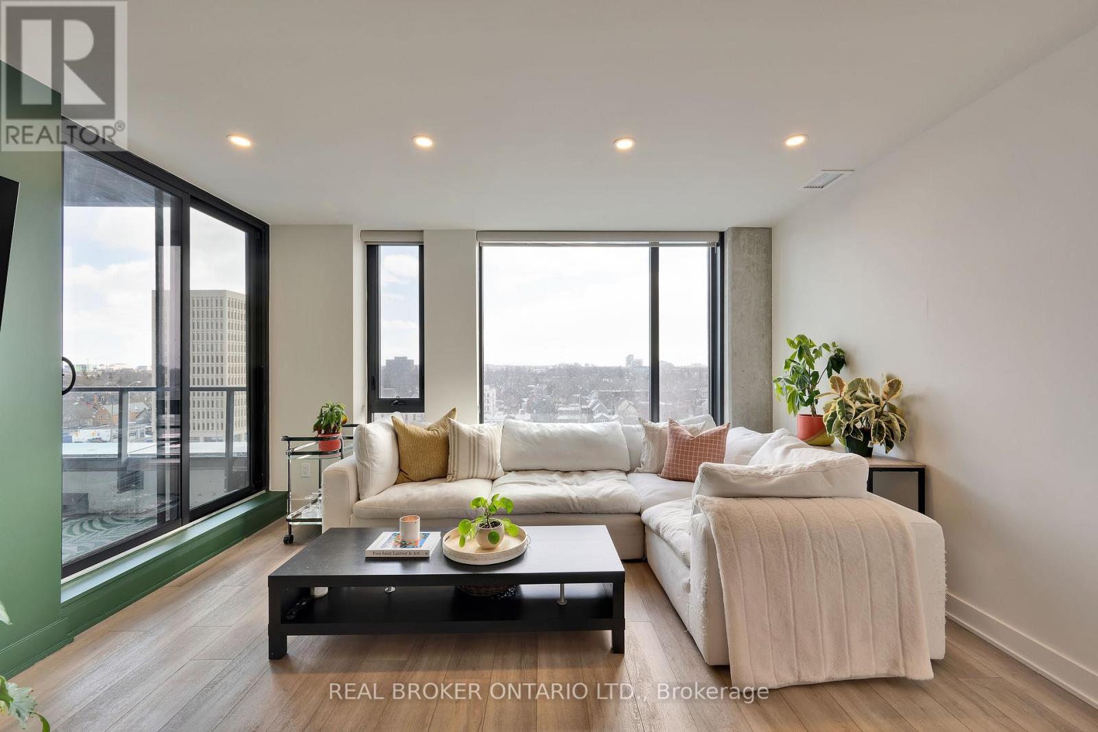 703 - 203 Catherine Street, Ottawa, Ontario  K2P 1J5 - Photo 8 - X12694790