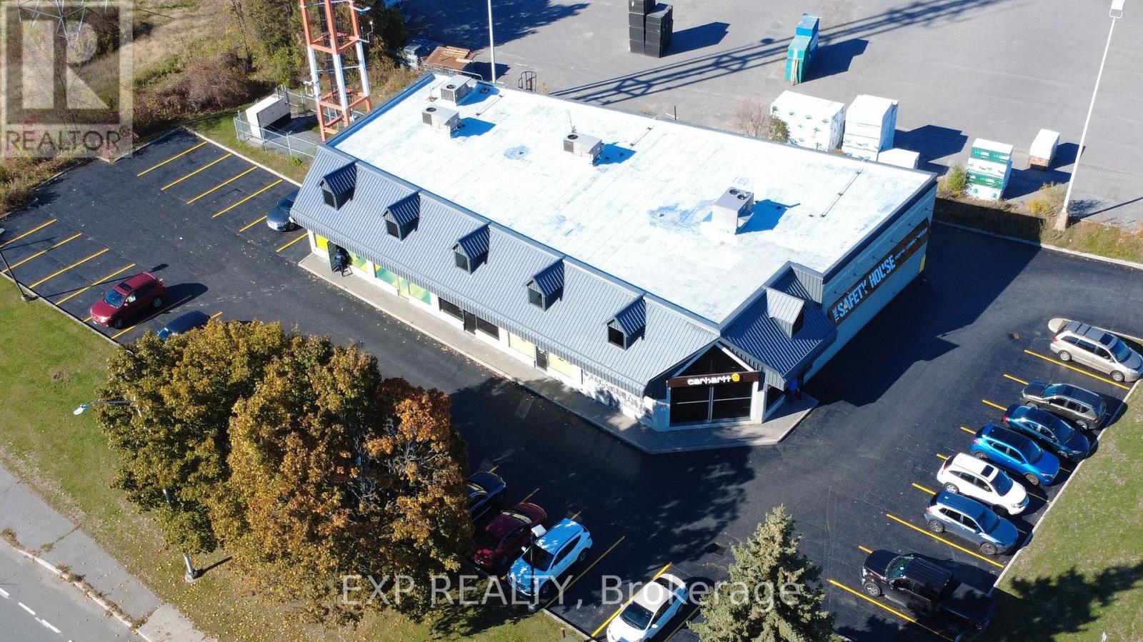 595 West Hunt Club Road, Ottawa, Ontario  K2G 5X6 - Photo 4 - X12694900