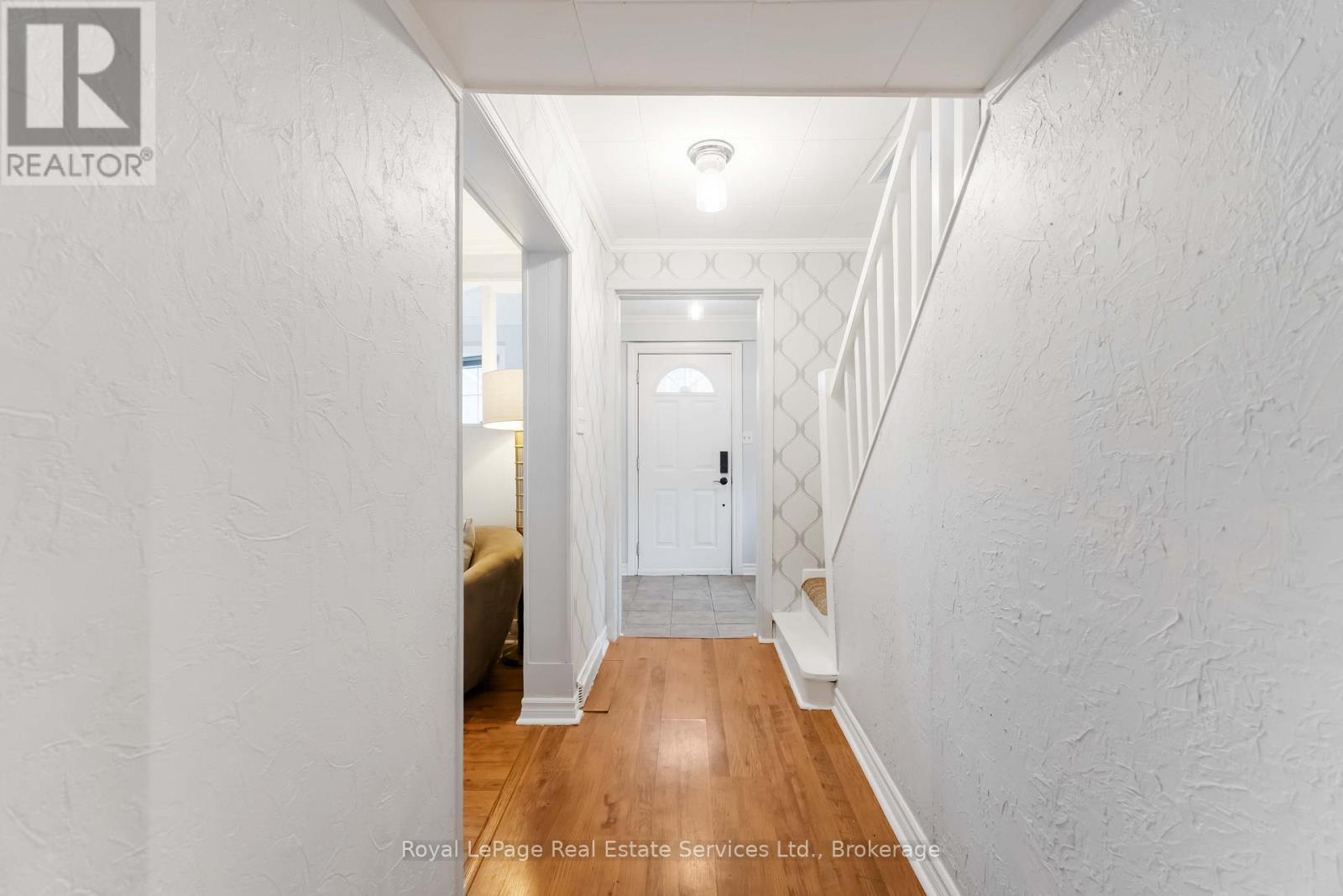 1 Mareve Avenue, Hamilton, Ontario  L8H 7A7 - Photo 7 - X12694828