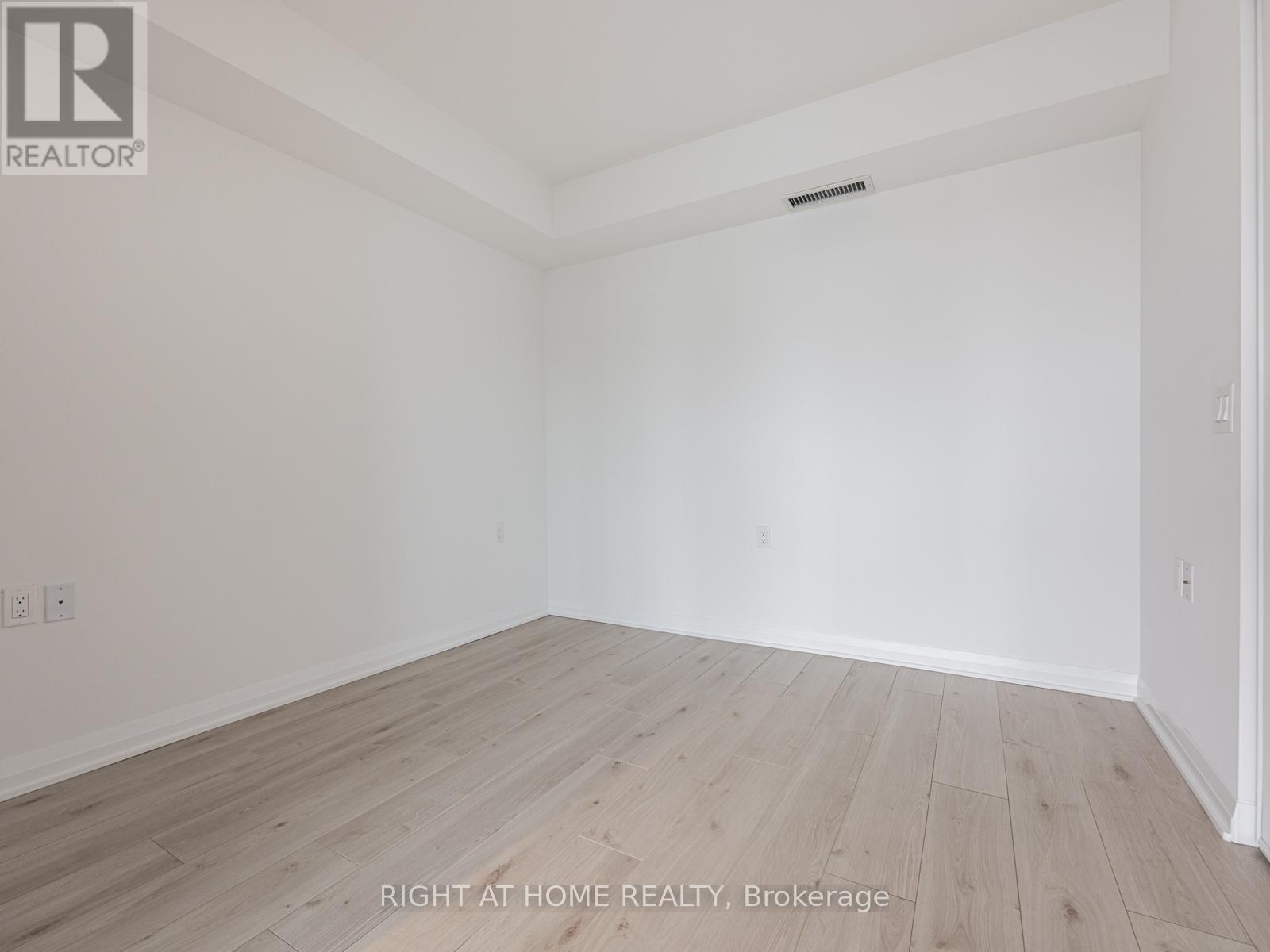 1106 - 99 Foxbar Road, Toronto, Ontario  M4V 0B2 - Photo 15 - C12689722