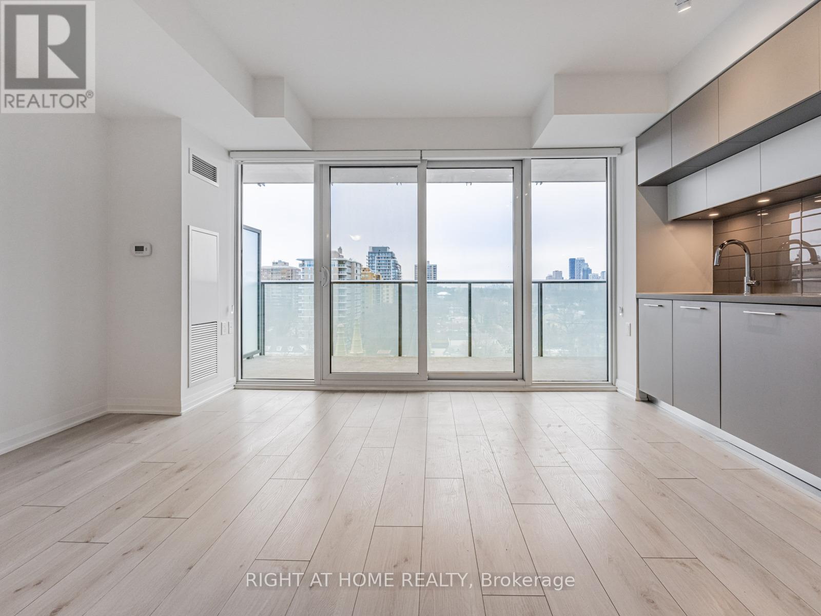 1106 - 99 Foxbar Road, Toronto, Ontario  M4V 0B2 - Photo 14 - C12689722