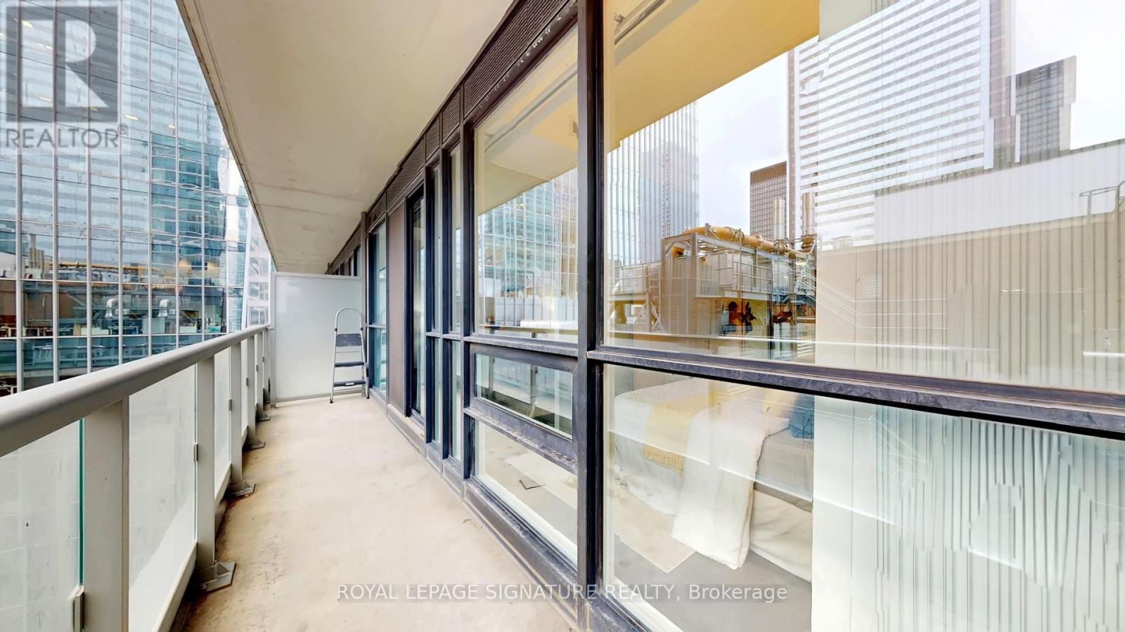 2608 - 70 Temperance Street, Toronto, Ontario  M5H 0B1 - Photo 31 - C12694628