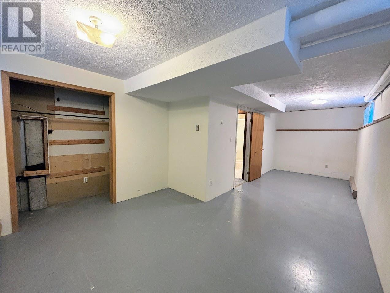 77 Matachewan Rd, Manitouwadge, Ontario  P0T 2C0 - Photo 20 - TB2600061