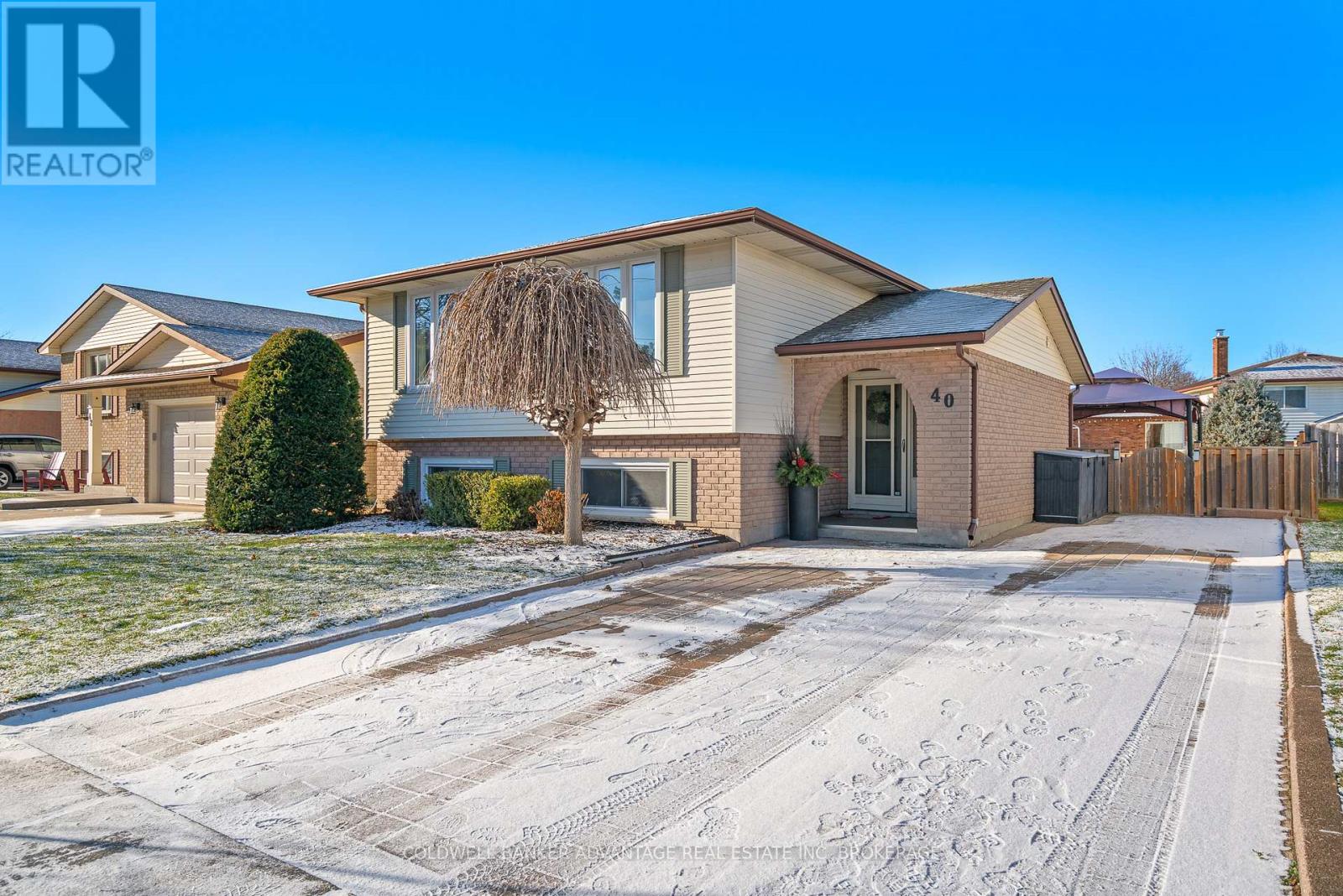 40 Crestcombe Road, St. Catharines, Ontario  L2S 2J4 - Photo 4 - X12694770