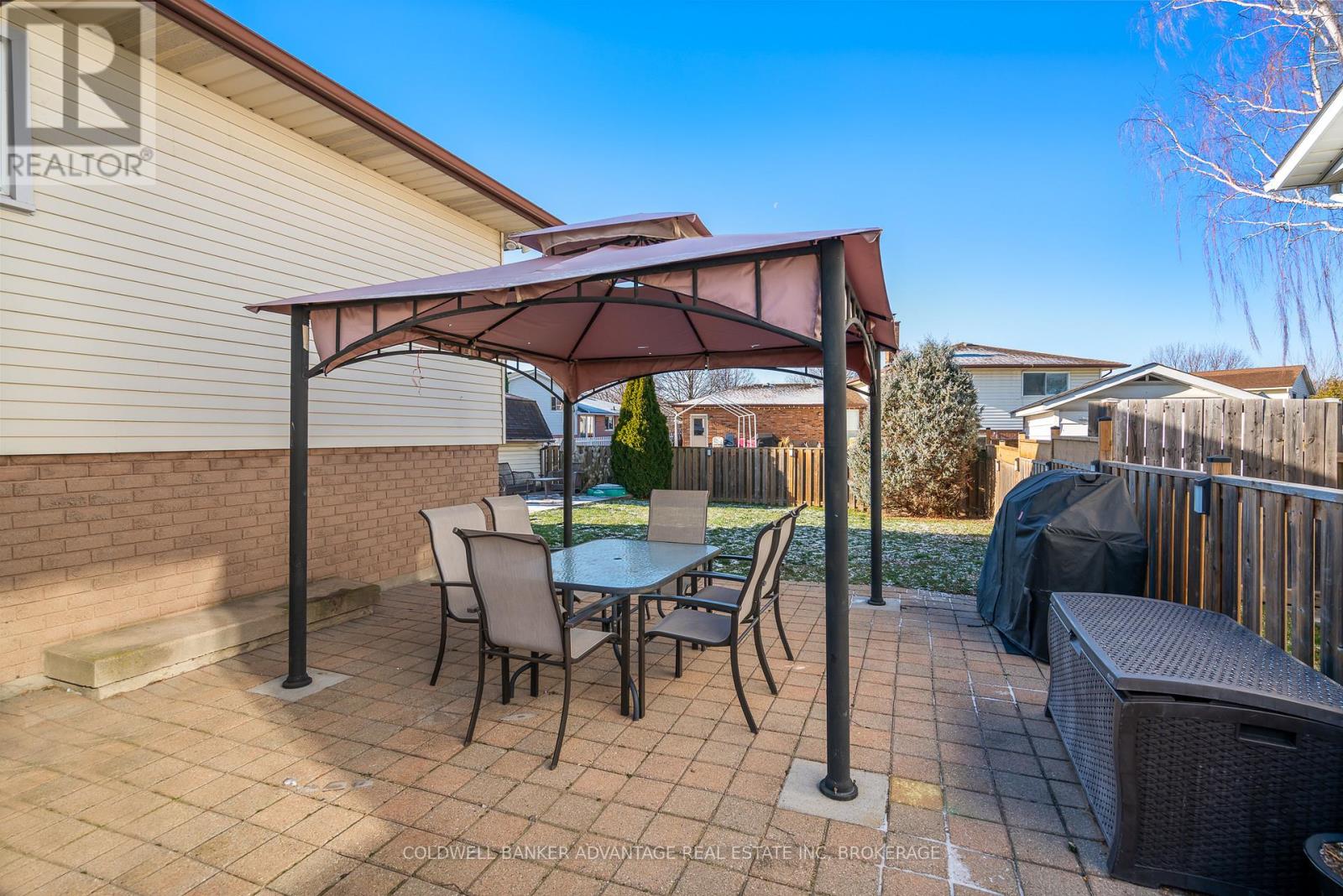 40 Crestcombe Road, St. Catharines, Ontario  L2S 2J4 - Photo 8 - X12694770