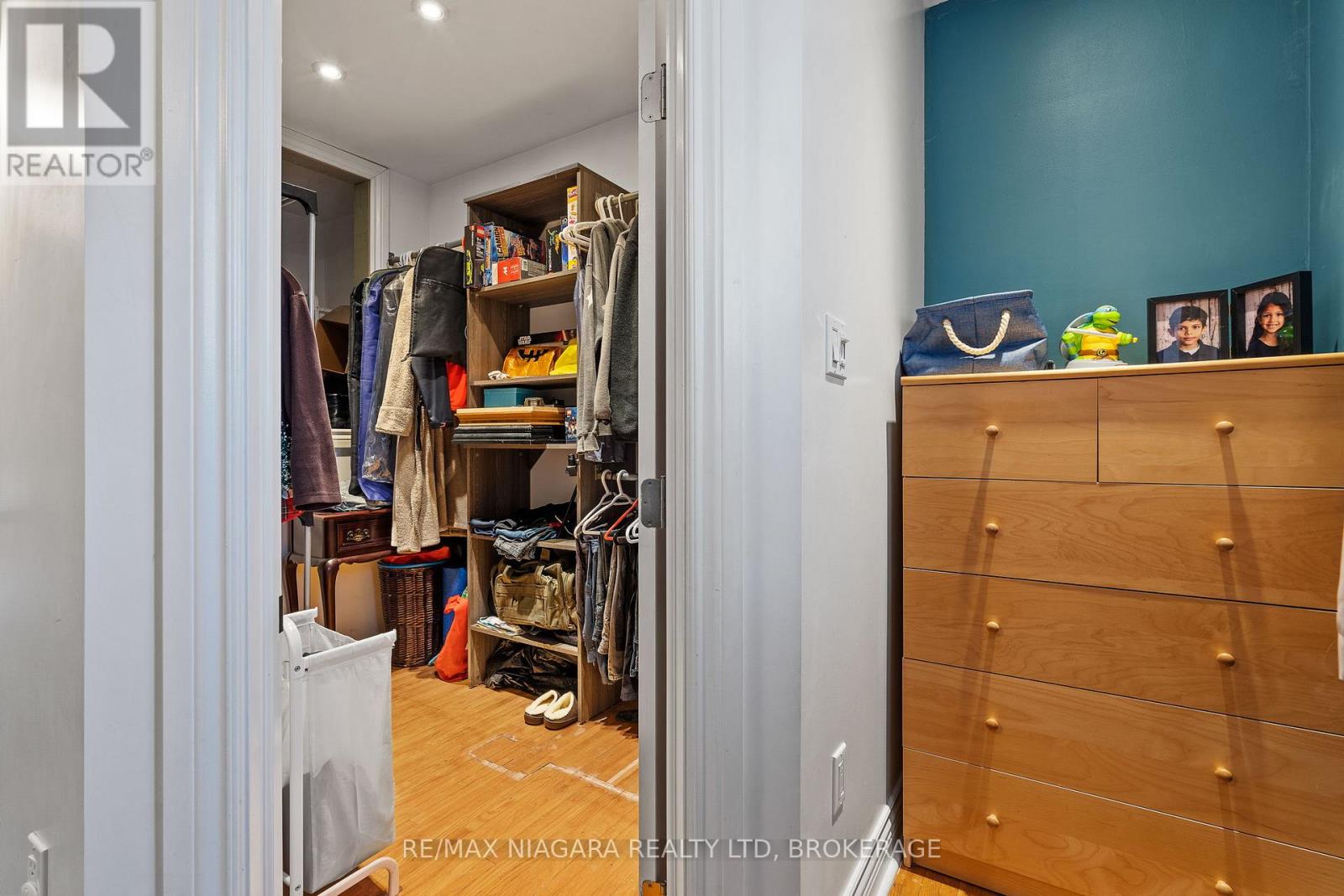 587 Daytona Drive, Fort Erie, Ontario  L2A 4Z5 - Photo 12 - X12694896