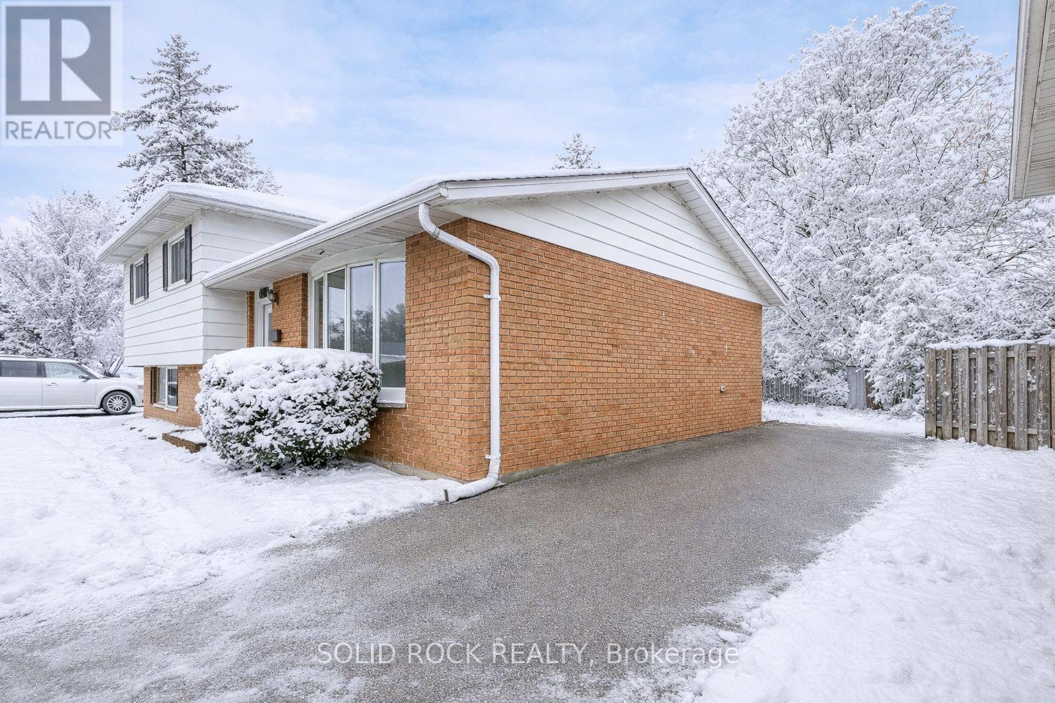 1301 Alwington Street, Brockville, Ontario  K6V 6A5 - Photo 8 - X12694260