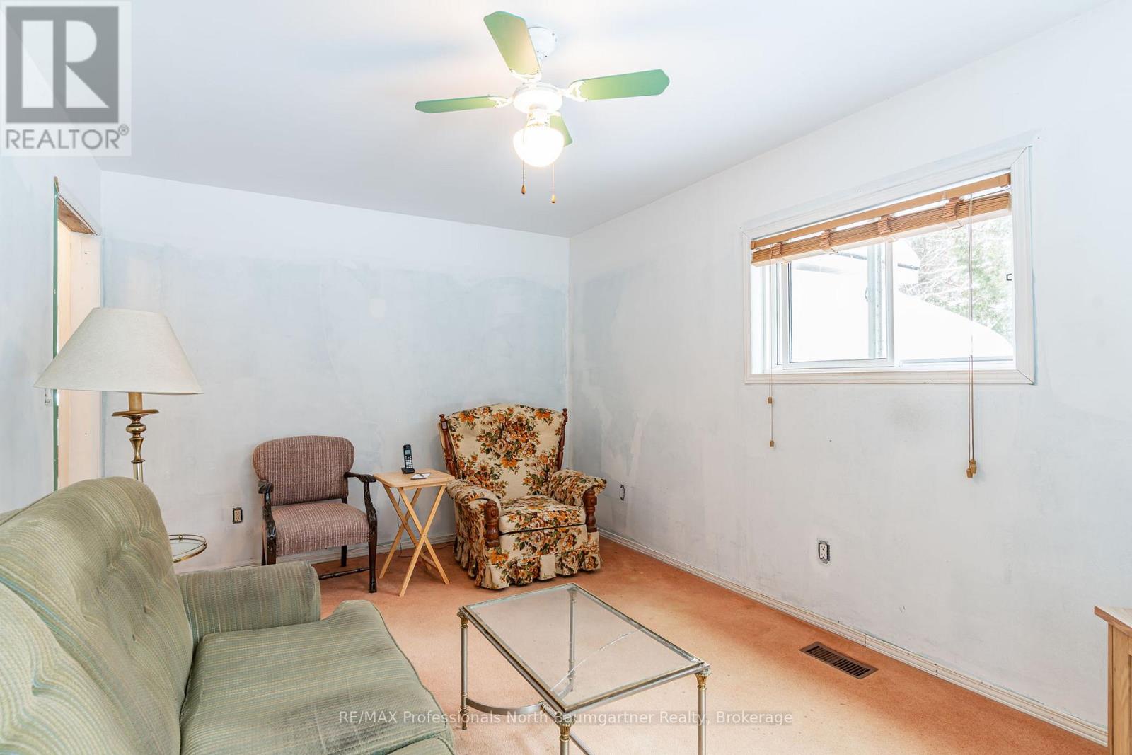 1015 Blackberry Lane, Minden Hills, Ontario  K0M 2K0 - Photo 29 - X12694894