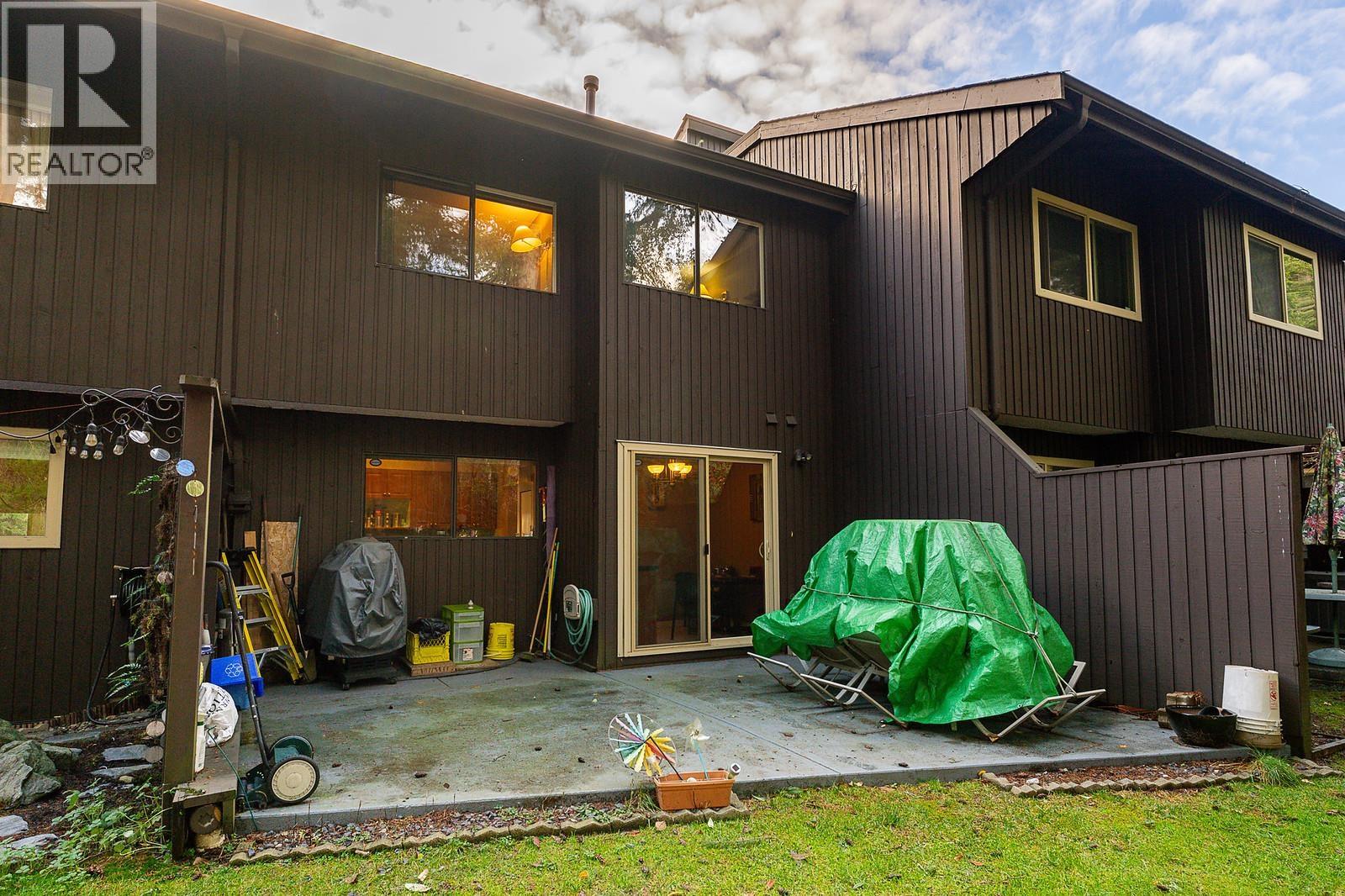 1976 Purcell Way, North Vancouver, British Columbia  V7J 3K3 - Photo 16 - R3079413