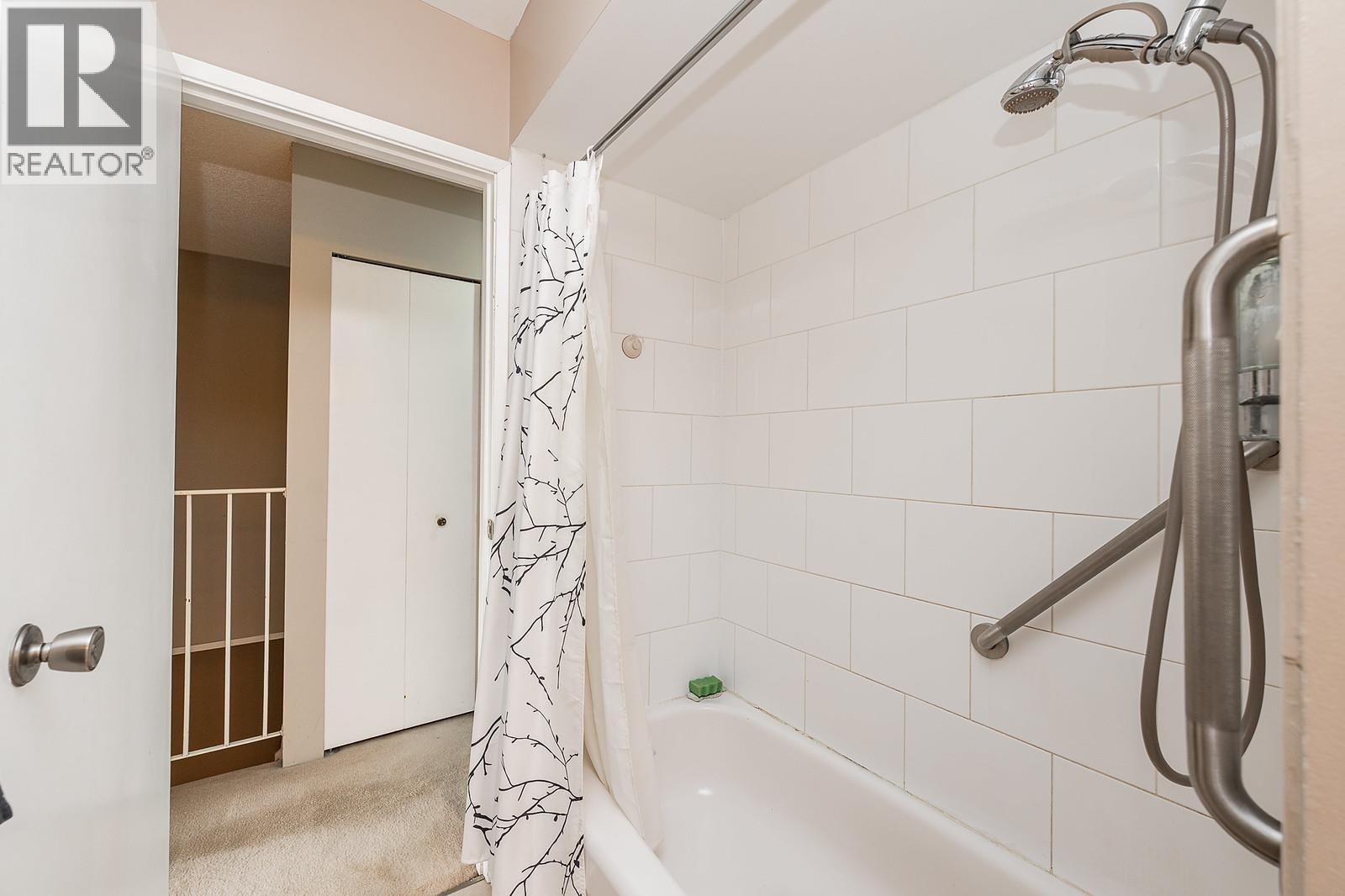 1976 Purcell Way, North Vancouver, British Columbia  V7J 3K3 - Photo 19 - R3079413