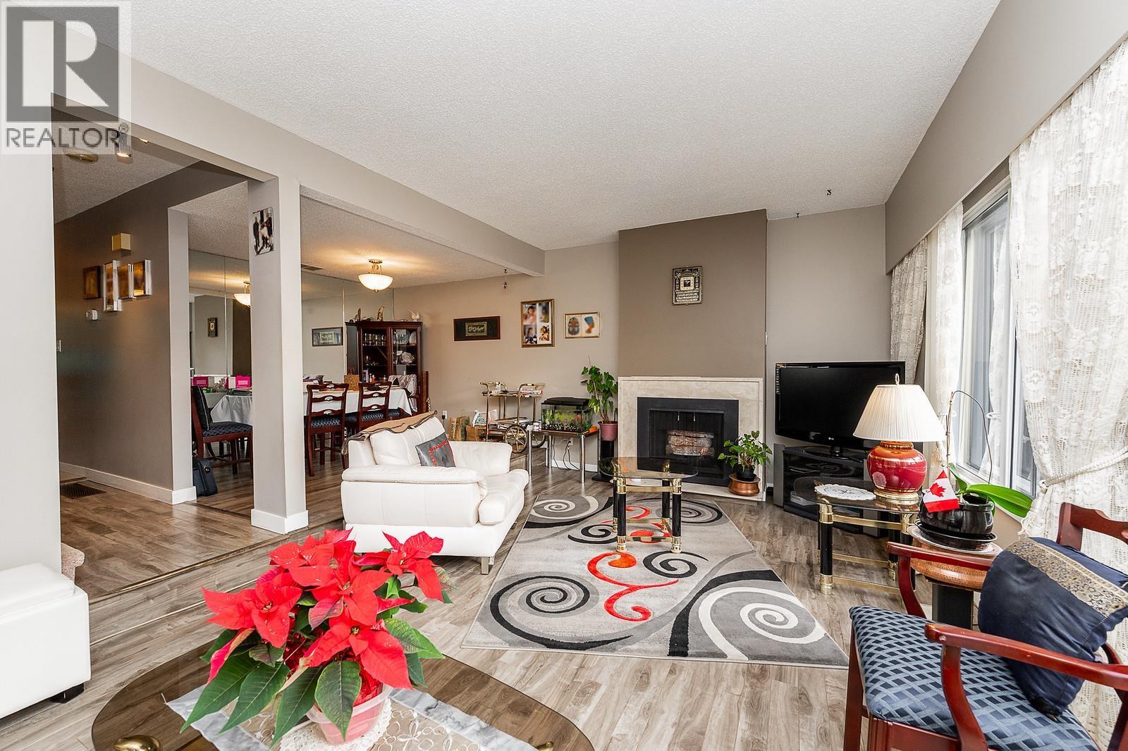 1976 Purcell Way, North Vancouver, British Columbia  V7J 3K3 - Photo 4 - R3079413