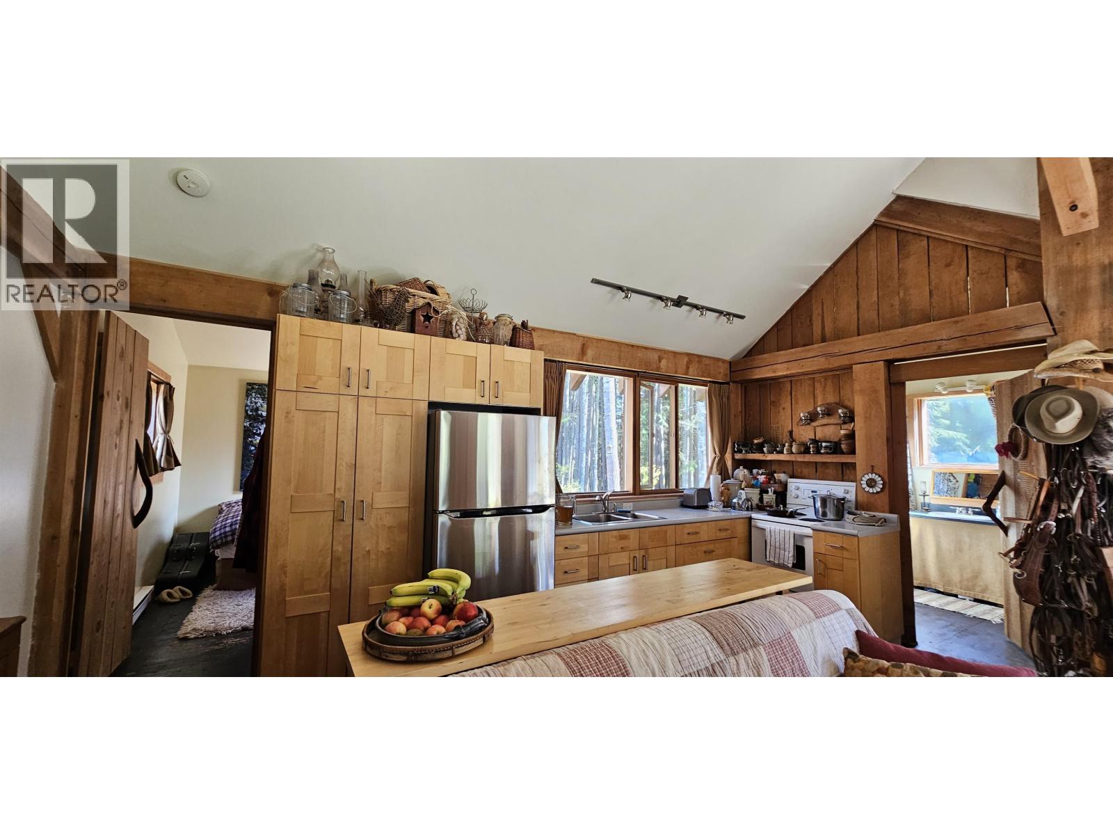 2236 Mountain Road, Gambier Island, British Columbia  V0N 1V0 - Photo 9 - R3079420