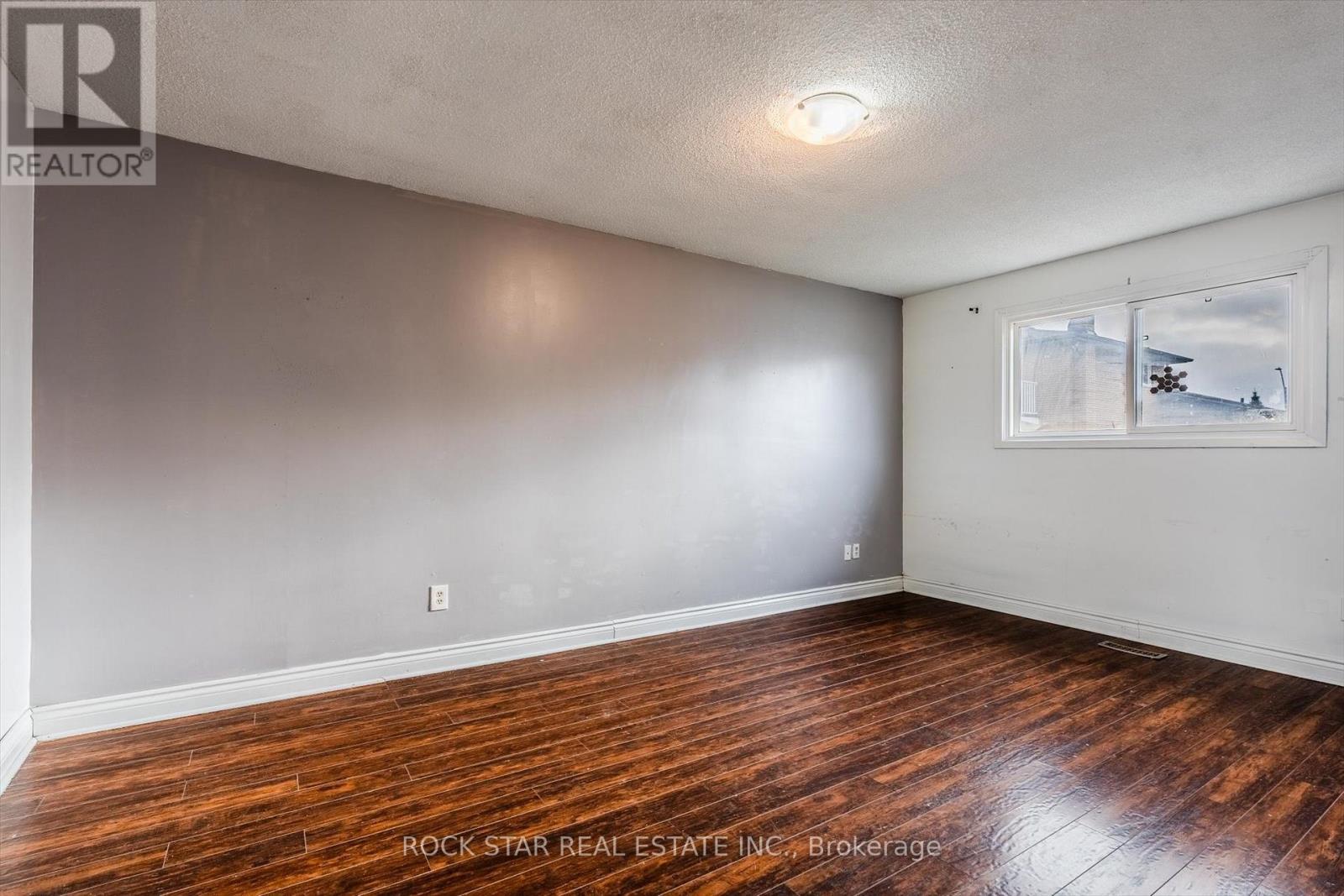 40 Jamie Ann Court, Hamilton, Ontario  L8W 1Y5 - Photo 11 - X12691118