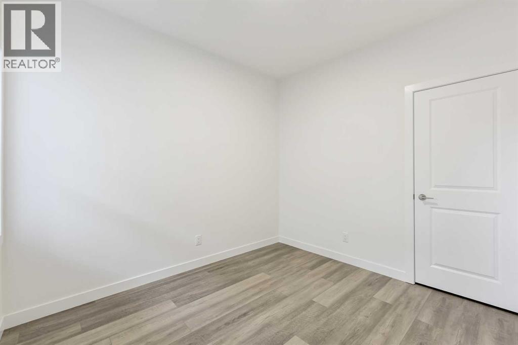 40 Corner Glen Green Ne, Calgary, Alberta  T3N 2P5 - Photo 5 - A2275392