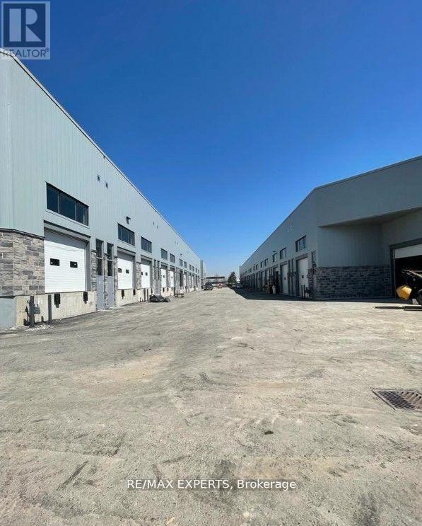 B110 - 5266 Solar Drive, Mississauga, Ontario  L4W 5M8 - Photo 7 - W12686812