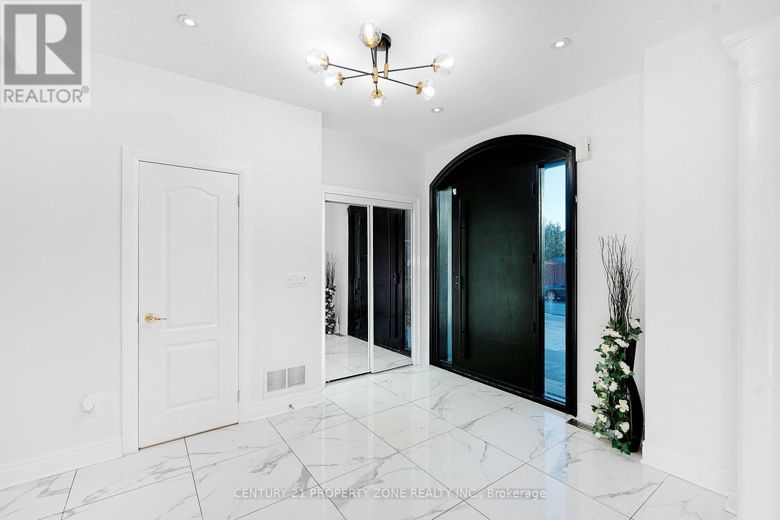 30 Grouse Lane, Brampton, Ontario  L6Y 5L1 - Photo 13 - W12688634