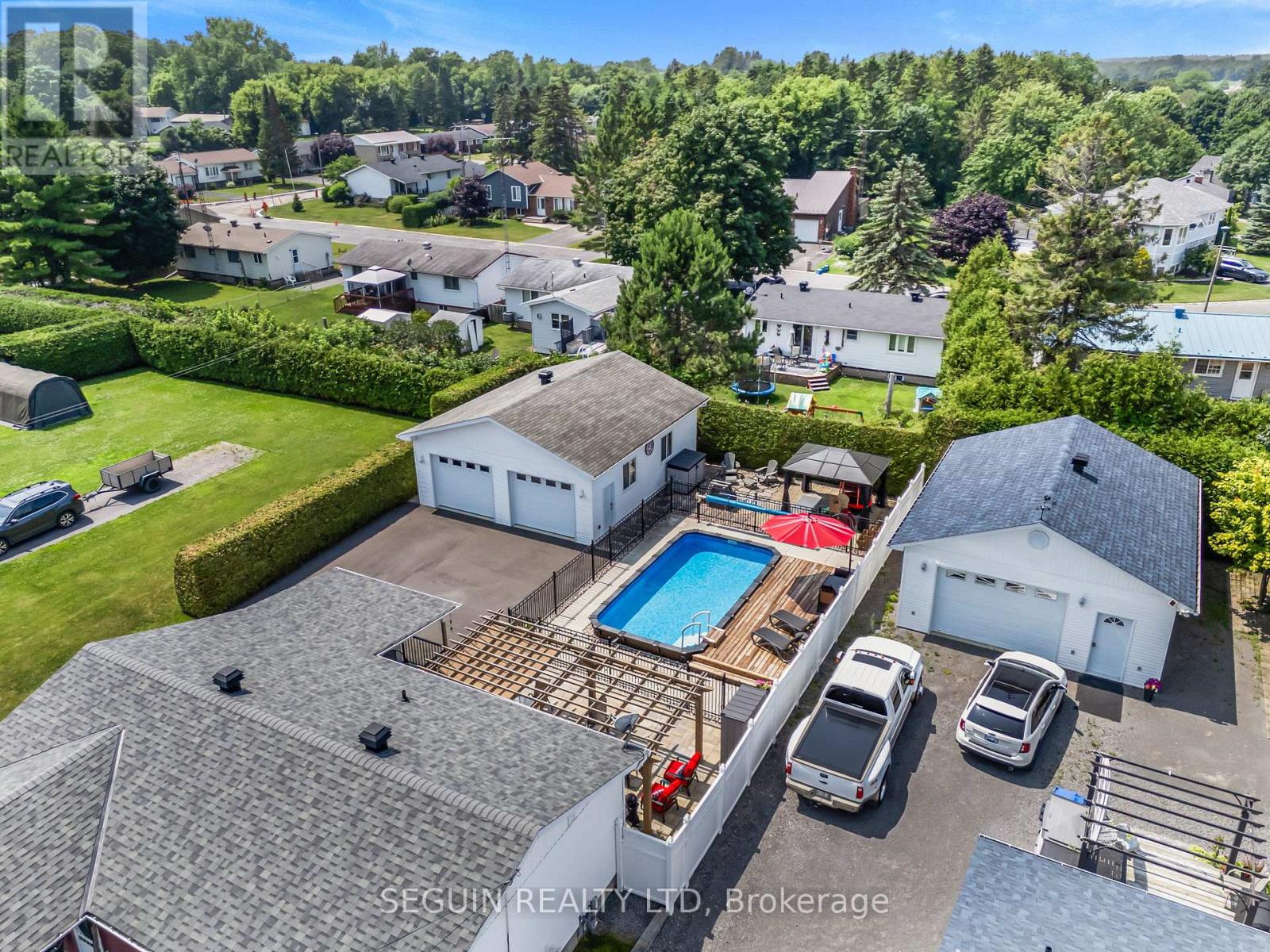 114 Stanley Avenue, Champlain, Ontario  K0B 1R0 - Photo 39 - X12466412