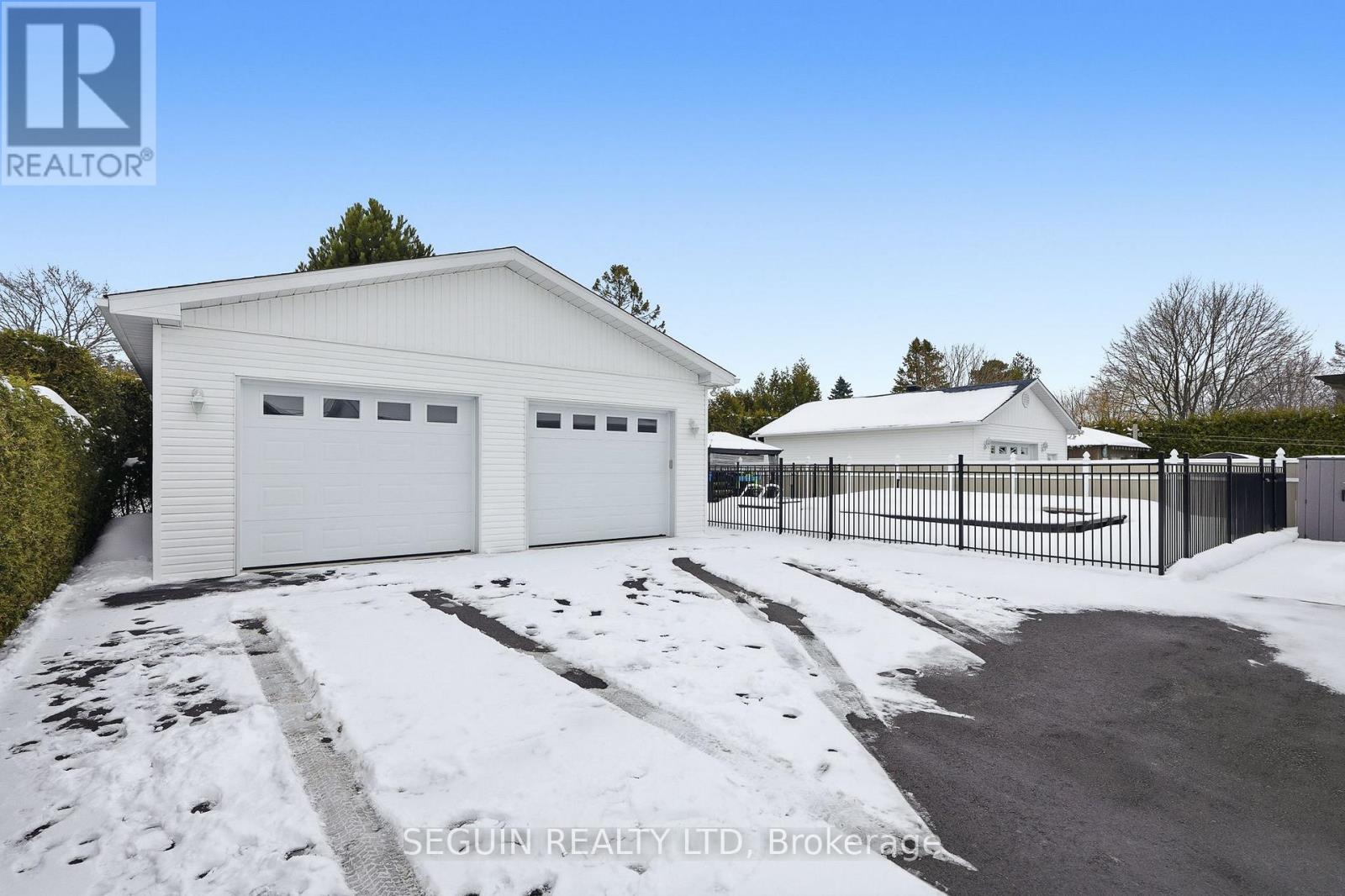 114 Stanley Avenue, Champlain, Ontario  K0B 1R0 - Photo 4 - X12466412