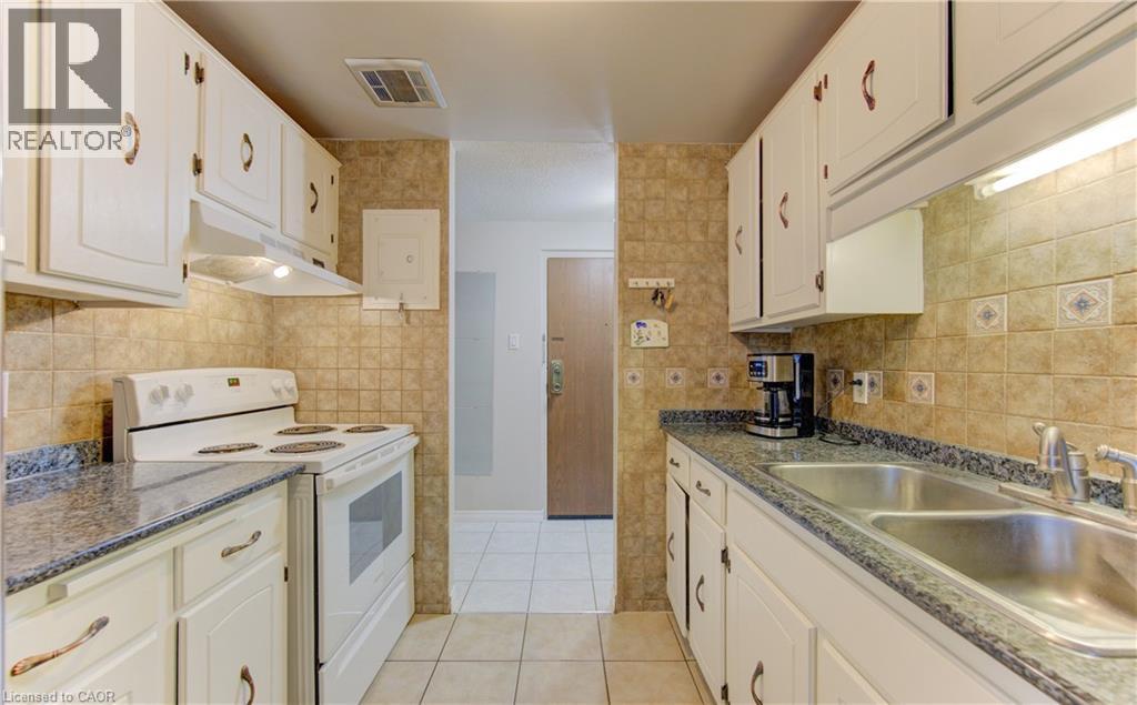 4 Avalon Place Unit# 103, Kitchener, Ontario  N2M 4N6 - Photo 25 - 40798357