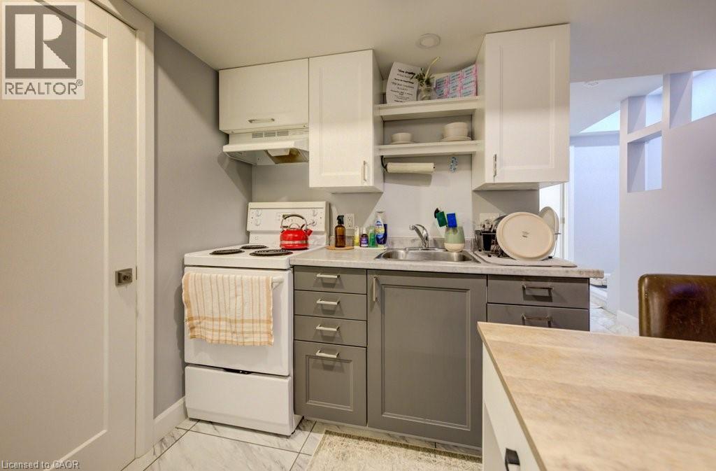 33 Orchid Crescent, Kitchener, Ontario  N2E 3N3 - Photo 25 - 40797178