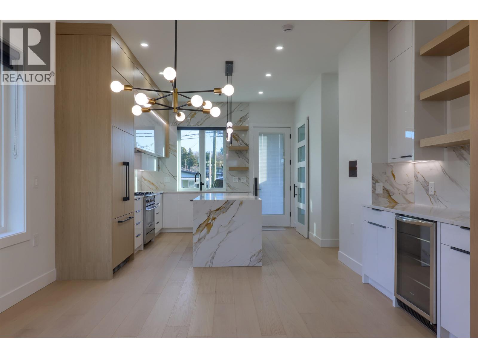 4670 Todd Street, Vancouver, British Columbia  V5R 3P8 - Photo 12 - R3079051