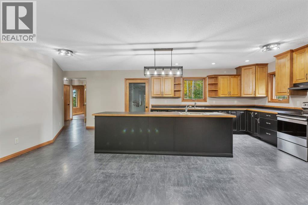 390055 Range Road 7-0, Rural Clearwater County, Alberta  T4T 1P3 - Photo 4 - A2261792