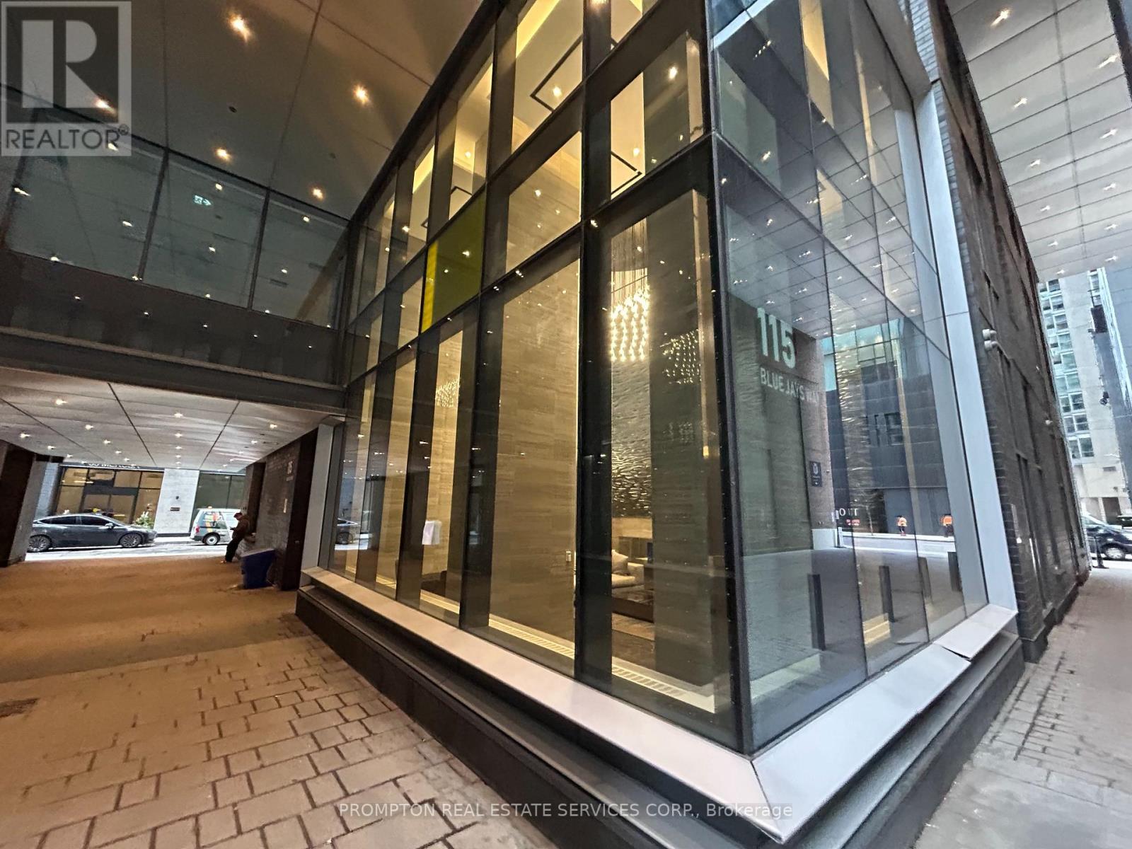 3810 - 115 Blue Jays Way, Toronto, Ontario  M5V 0N4 - Photo 3 - C12694772