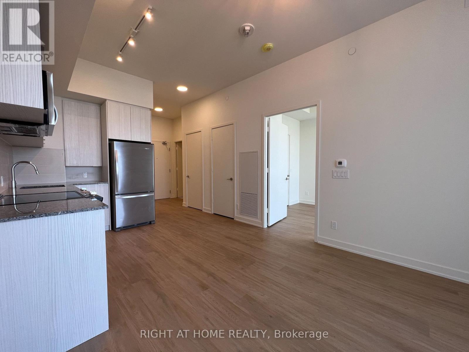 807 - 10 Deerlick Court, Toronto, Ontario  M3A 0A7 - Photo 6 - C12694786