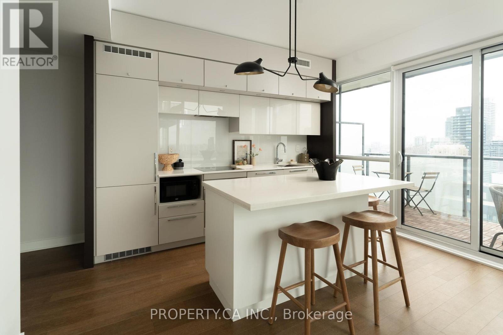 3308 - 15 Grenville Street, Toronto, Ontario  M4Y 0B9 - Photo 9 - C12694818