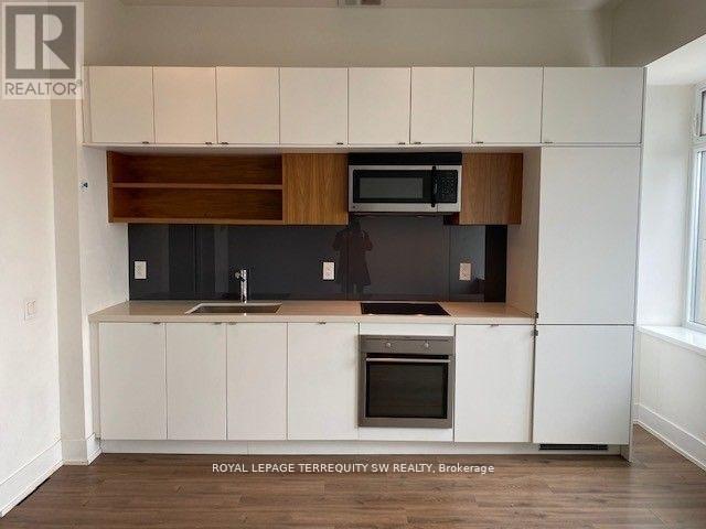 1227 - 111 St. Clair Avenue, Toronto, Ontario  M4V 1N5 - Photo 2 - C12694826