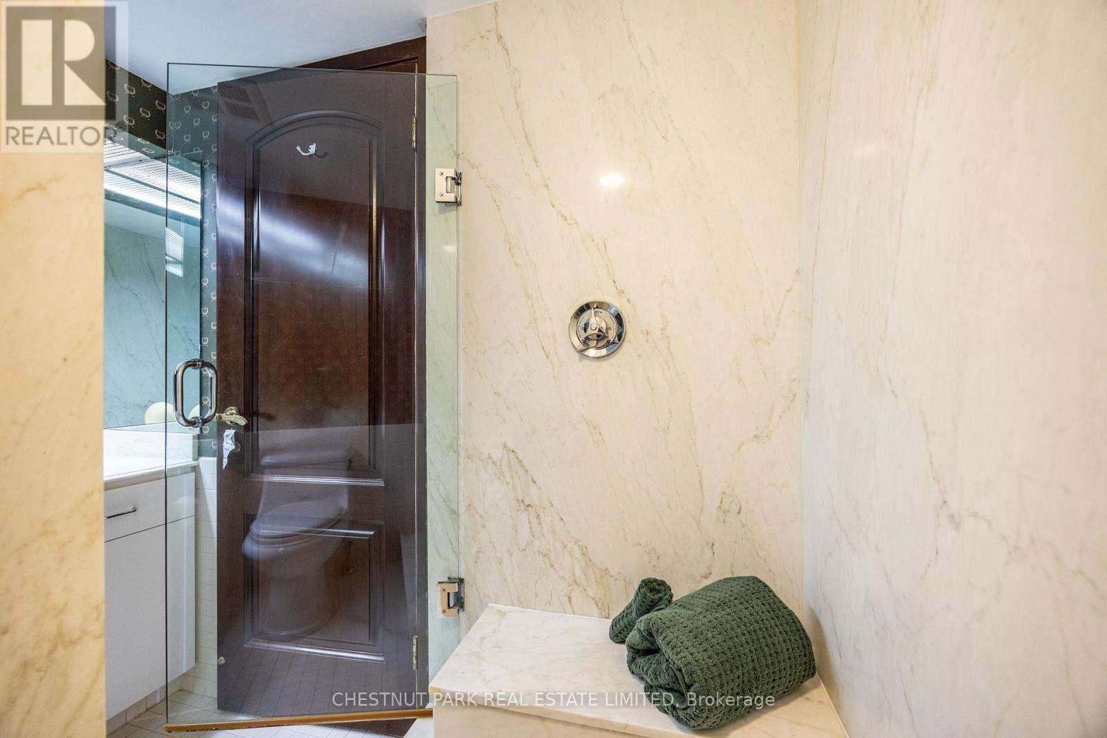 1002 - 63 St Clair Avenue W, Toronto, Ontario  M4V 2Y9 - Photo 14 - C12694860