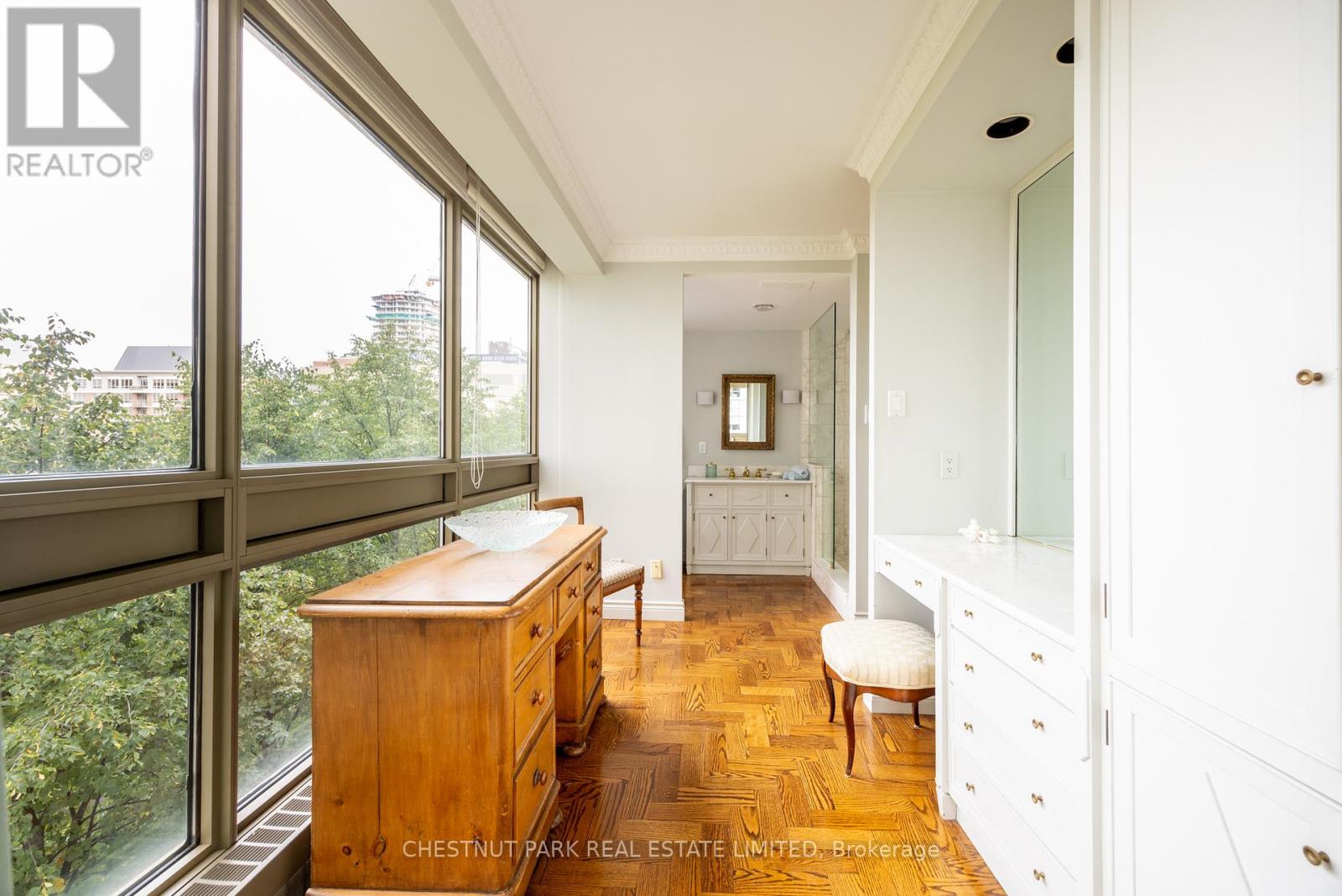 1002 - 63 St Clair Avenue W, Toronto, Ontario  M4V 2Y9 - Photo 18 - C12694860