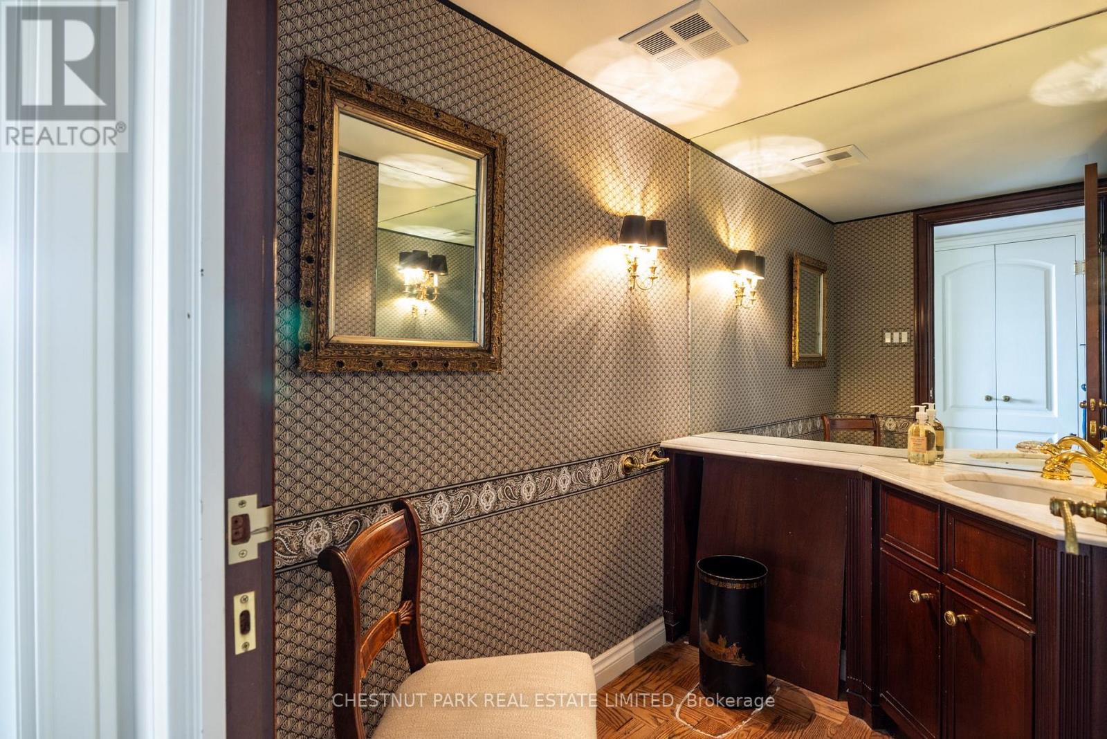 1002 - 63 St Clair Avenue W, Toronto, Ontario  M4V 2Y9 - Photo 27 - C12694860