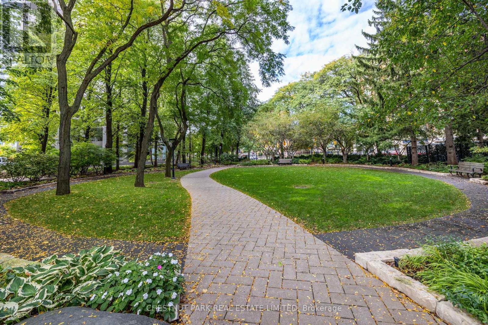 1002 - 63 St Clair Avenue W, Toronto, Ontario  M4V 2Y9 - Photo 32 - C12694860