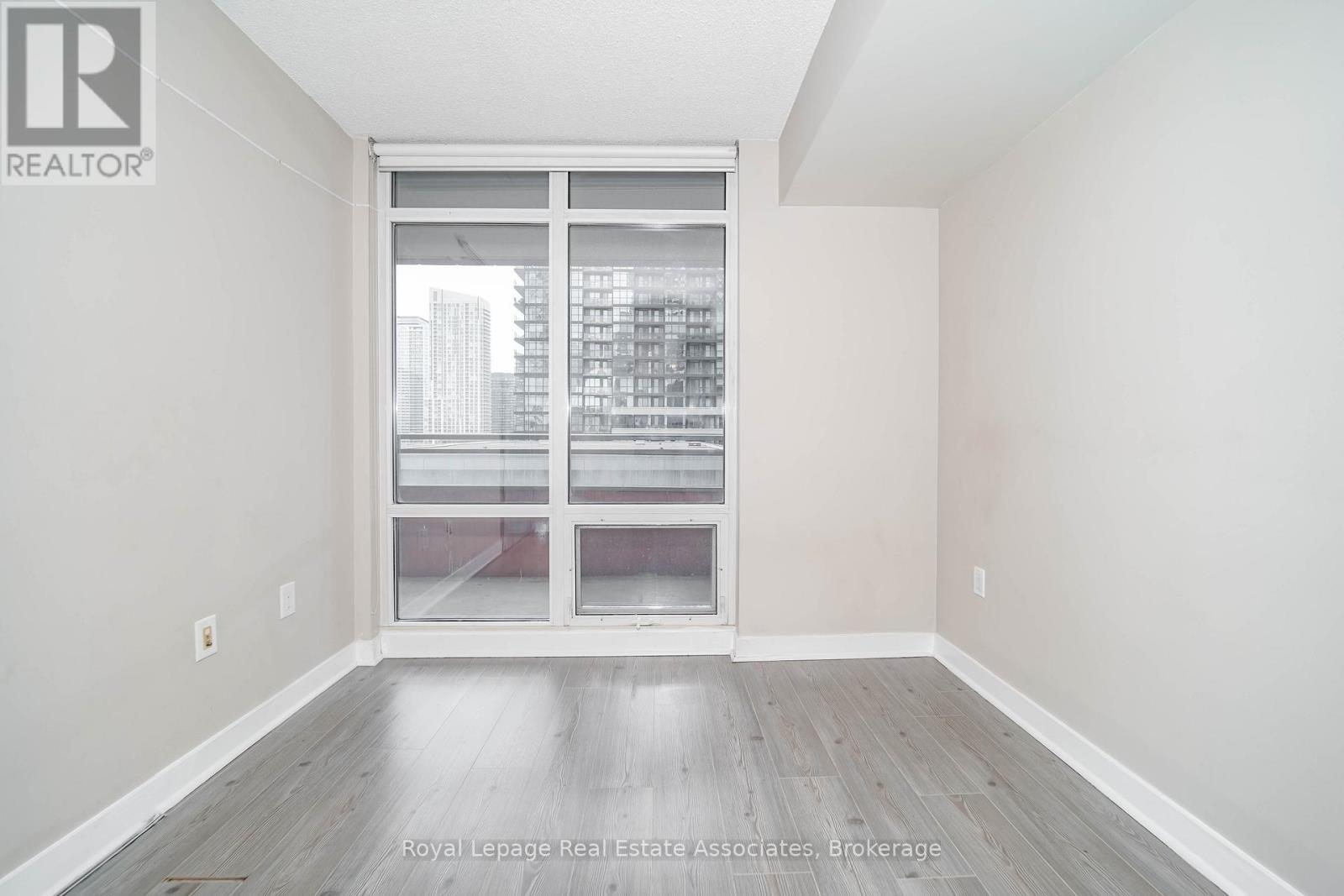 621 - 4k Spadina Avenue, Toronto, Ontario  M5V 3Y9 - Photo 28 - C12694878