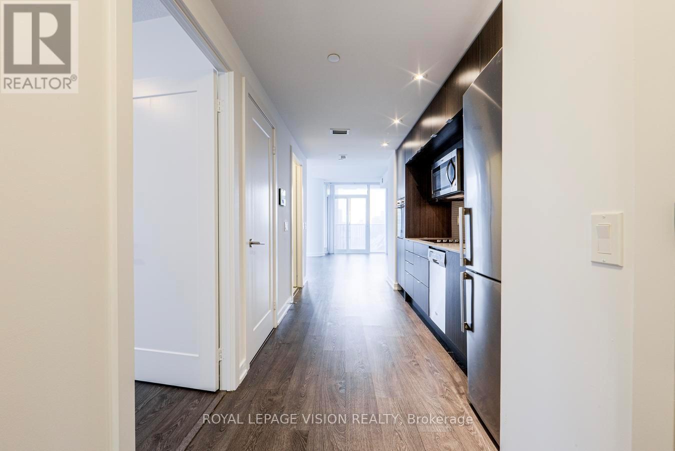 2210 - 10 York Street, Toronto, Ontario  M5J 0E1 - Photo 7 - C12694918