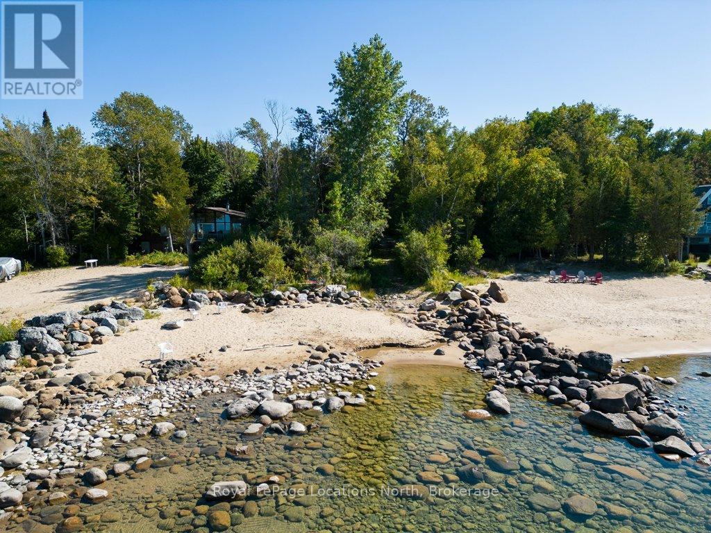 112 Cameron Street, Blue Mountains, Ontario  N0H 2P0 - Photo 33 - X12415157