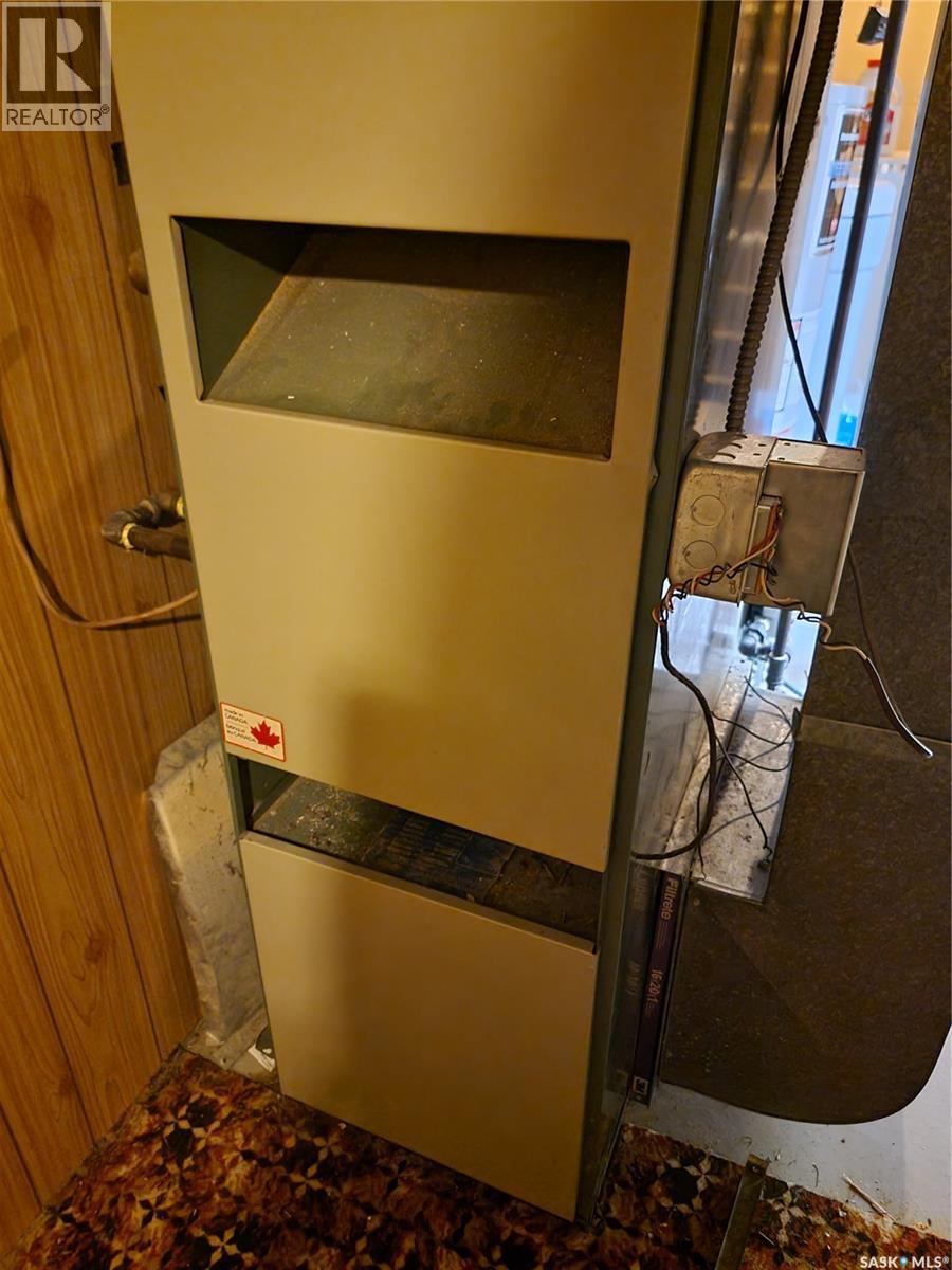 504 2nd Street W, Wilkie, Saskatchewan  S0K 4W0 - Photo 29 - SK026754