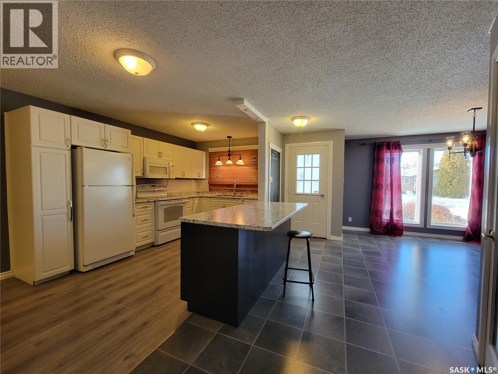 504 2nd Street W, Wilkie, Saskatchewan  S0K 4W0 - Photo 7 - SK026754