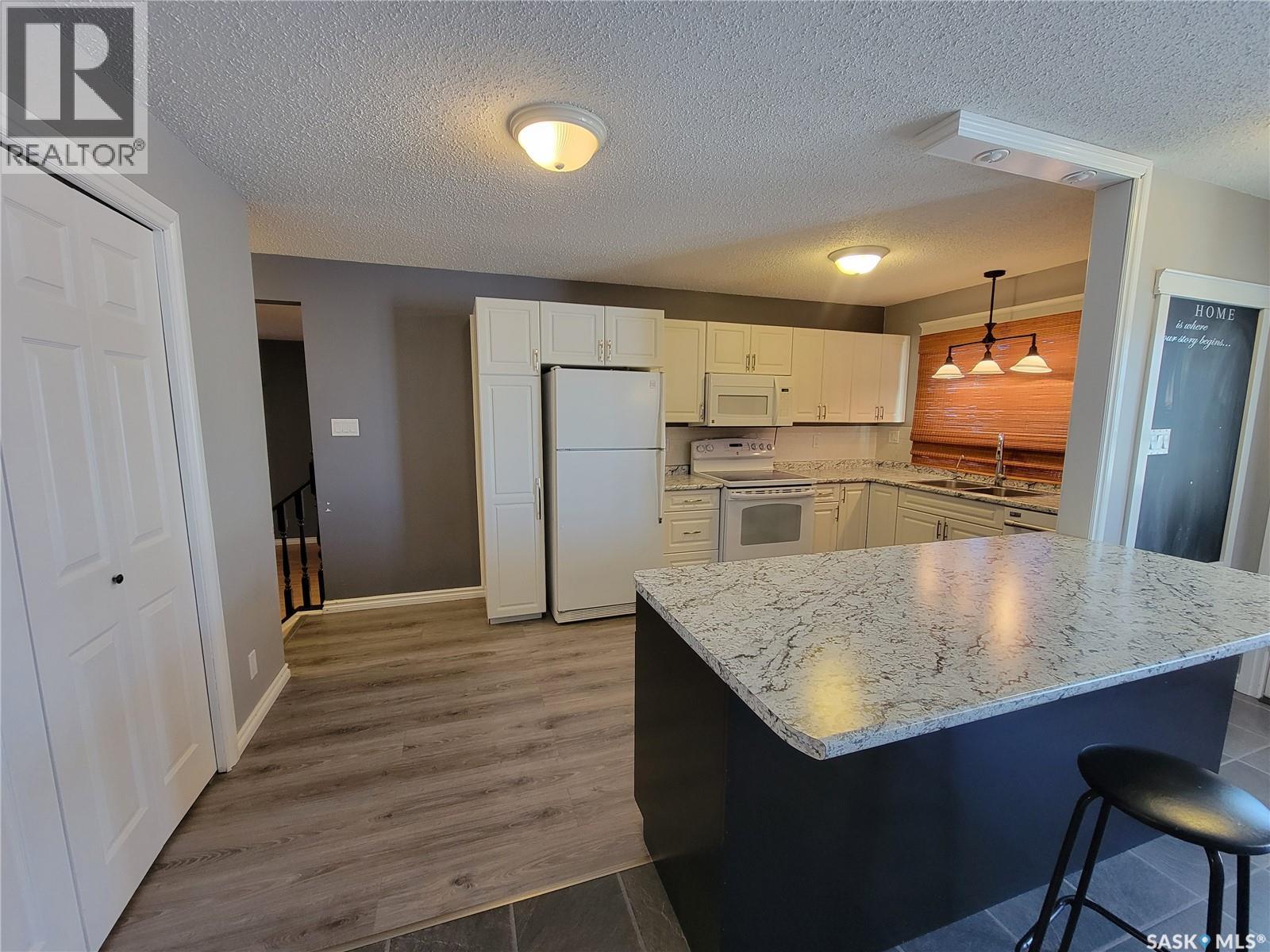 504 2nd Street W, Wilkie, Saskatchewan  S0K 4W0 - Photo 8 - SK026754